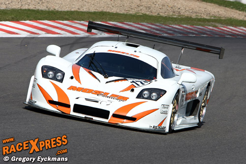 Martin Short in de Mosler MT900